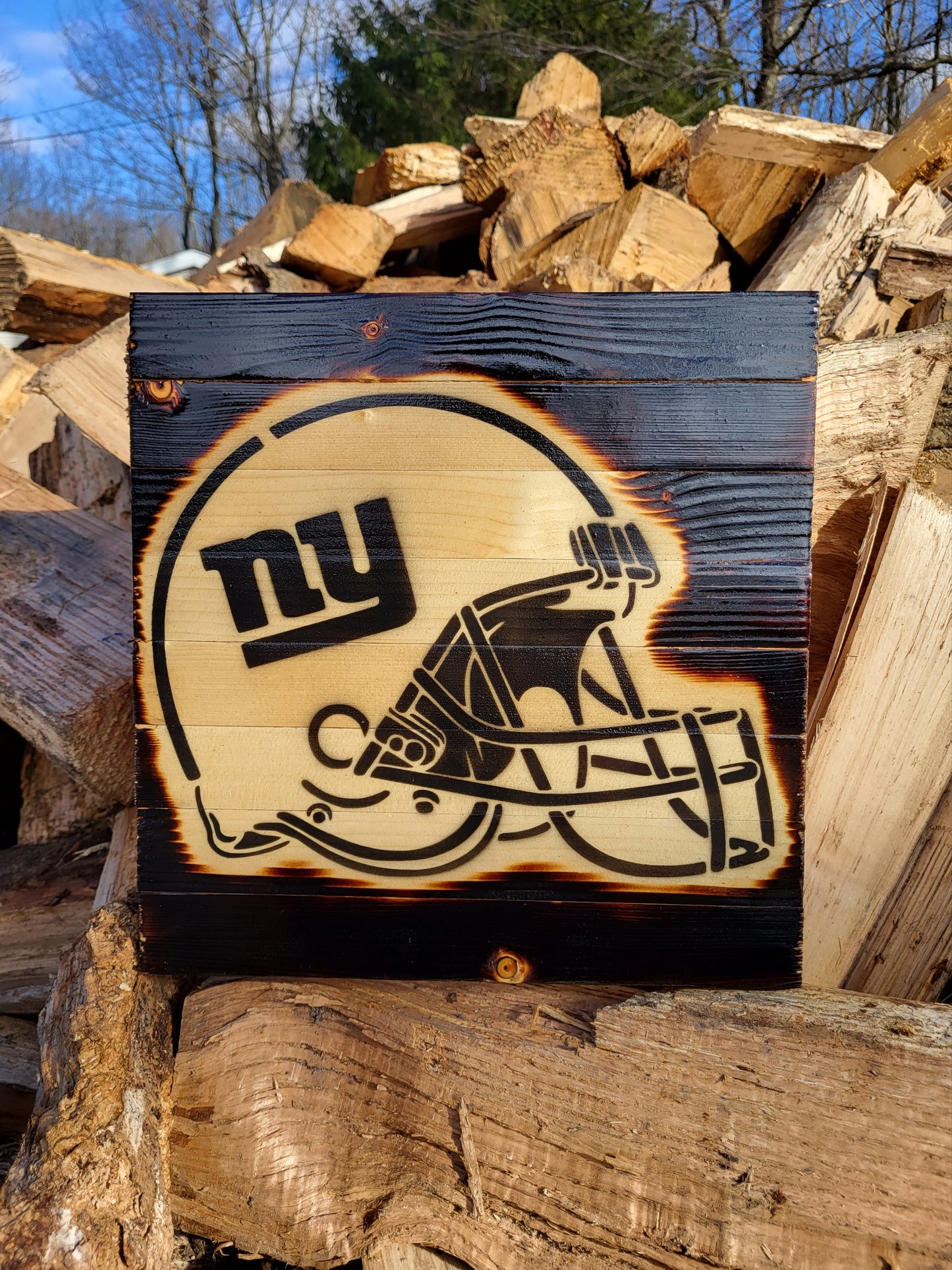 Giants Helmet- Wood Plaque